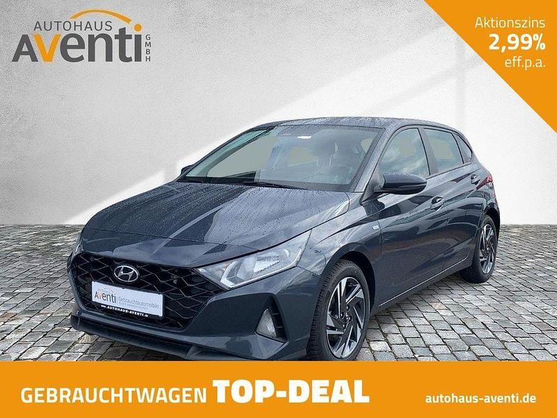 Gebraucht Hyundai i20 Trend 101 PS (74 kW) 2024 Grau Kleinwagen