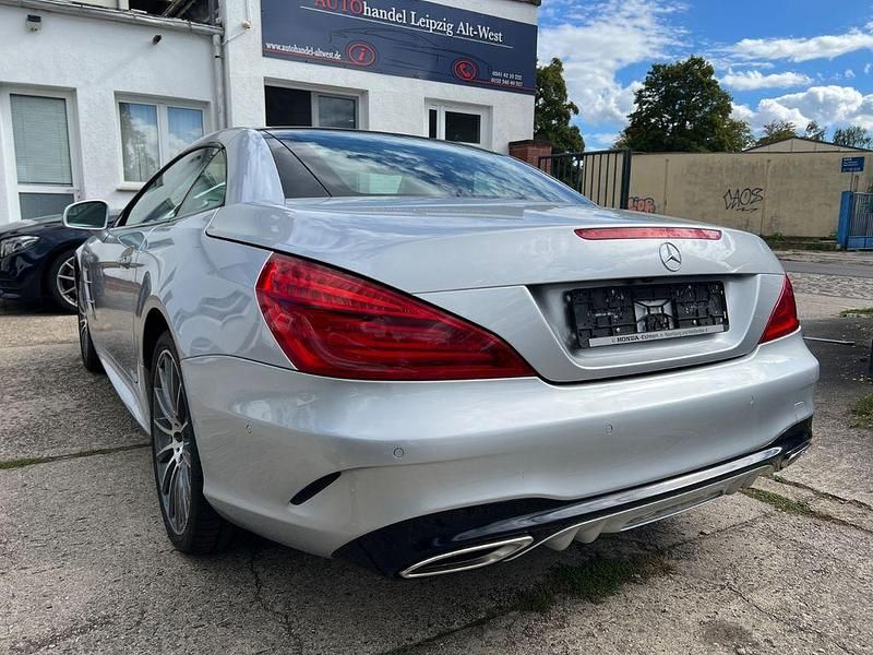 Gebraucht Mercedes SL400 367 PS (269 kW) 2018 Iridiumsilber  metalliclack Cabrio