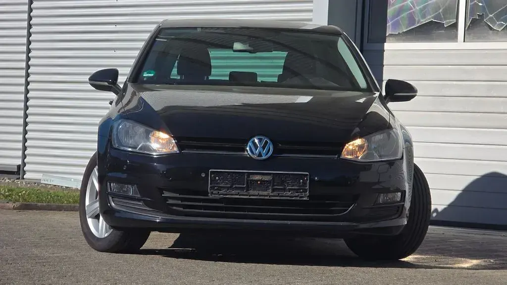 Używany VW Golf VII 105 KM (77 kW) 2013 Czarny Sedan/Limuzyna