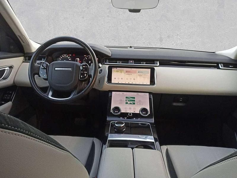 Gebraucht Land Rover Range Rover Velar SE 181 PS (133 kW) 2018 Corris grey SUV