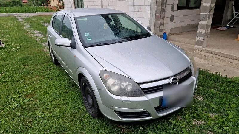 Gebraucht 2004 Opel Astra Kombi | 1.250 € (Fairer Preis) - Bild 1/4