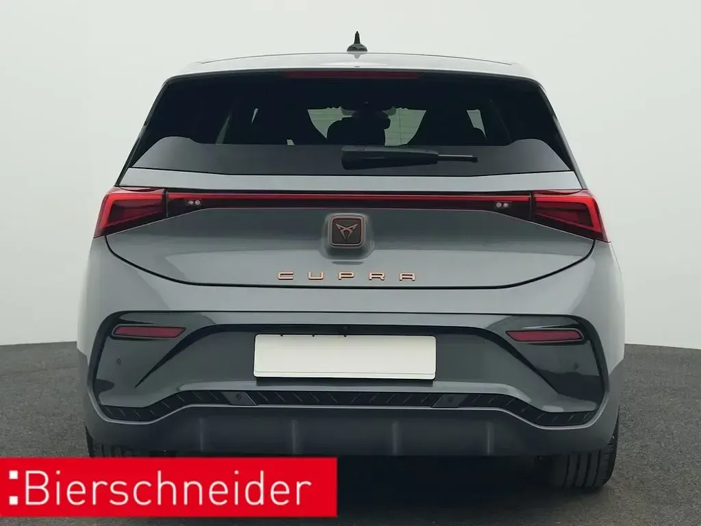 Second-hand Cupra Born 150 kW (204 CP) 2024 Gri Hatchback