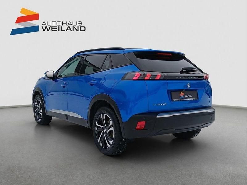 Gebraucht Peugeot e-2008 Allure 100 kW (136 PS) 2021 Blau SUV