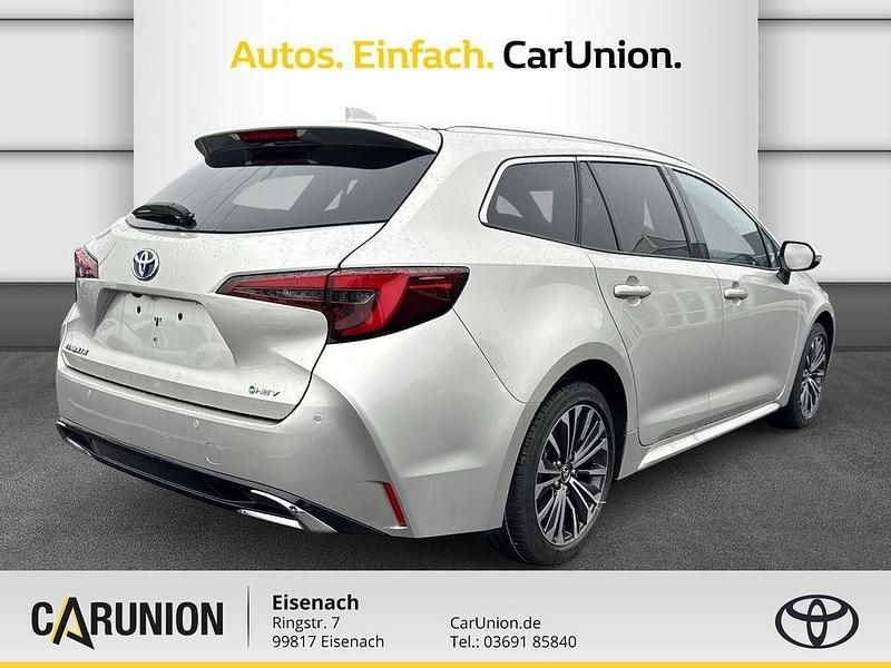 Neu Toyota Corolla Team 196 PS (144 kW) 2025 Silber Limousine