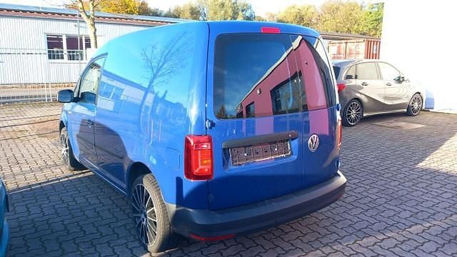 Gebraucht VW Caddy 131 PS (96 kW) 2020 Indienblau indienblau Van / Kleinbus