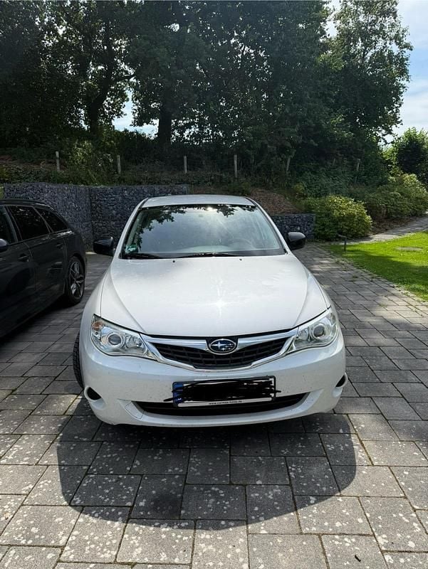 Weiß Gebraucht 2008 Subaru Impreza Kleinwagen | 3.999 € (Superpreis) - Bild 1/4