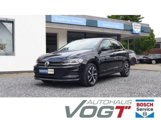 Schwarz Gebraucht 2017 VW Polo Beats Kleinwagen | 14.490 € (Fairer Preis) - Bild 1/4