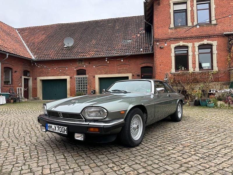 Grün Gebraucht 1990 Jaguar XJS Coupé | 16.999 € - Bild 1/4