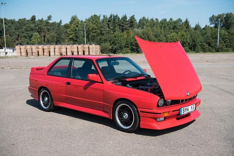 Gebraucht BMW M3 Performance 215 PS (158 kW) 1990 Rot Limousine