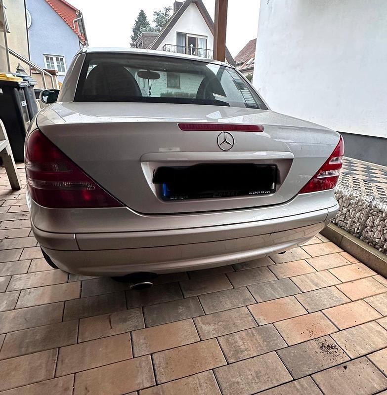 Gebraucht Mercedes SLK200 163 PS (119 kW) 2002 Silber Cabrio