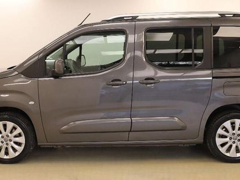 Gebraucht Opel Combo Life Innovation 131 PS (96 kW) 2018 Grau Van / Kleinbus