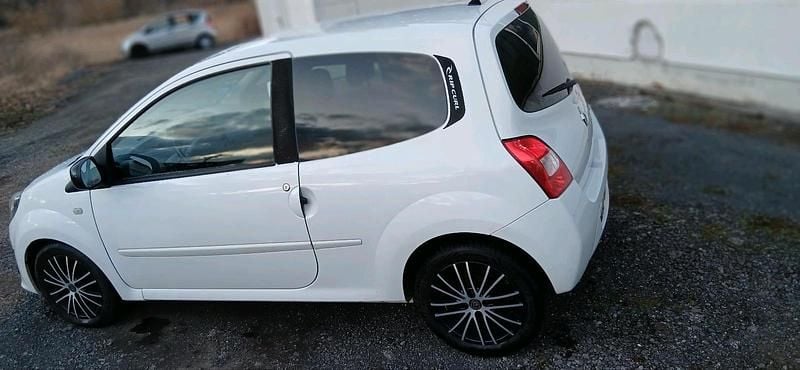 Gebraucht Renault Twingo Rip Curl 75 PS (55 kW) 2011 Weiß Kleinwagen