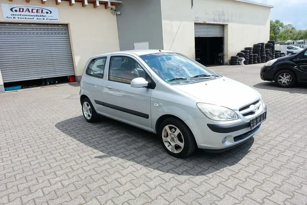 Gebraucht Hyundai Getz GLS 97 PS (71 kW) 2007 Silber Kleinwagen
