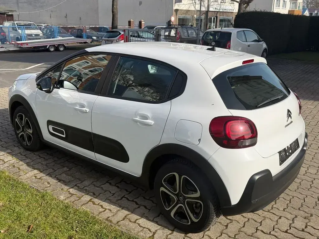 Usata Citroën C3 PureTech 110 CV (80 kW) 2024 Bianco Berlina
