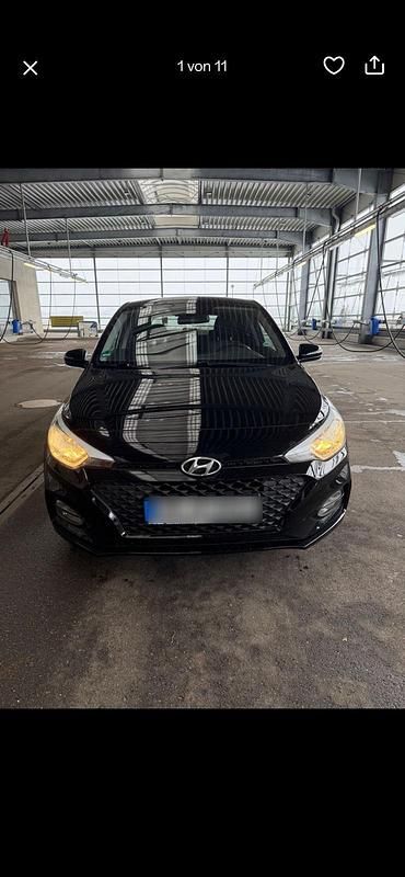 Gebraucht Hyundai i20 Edition 84 PS (61 kW) 2019 Schwarz Kleinwagen