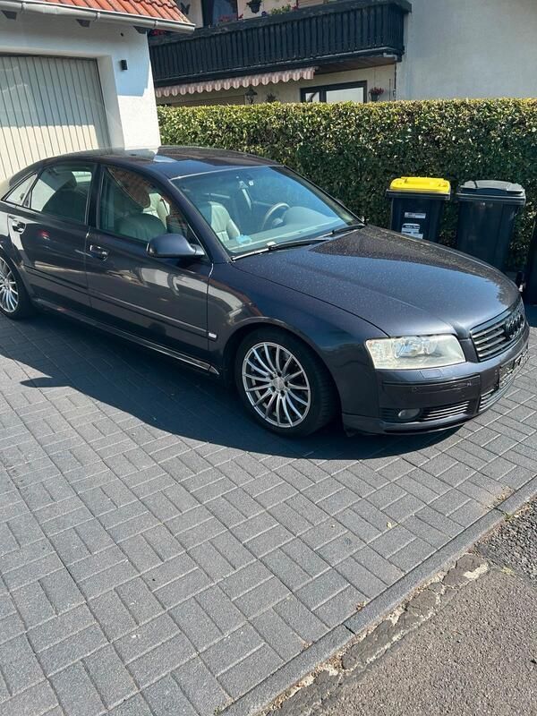 Grau Gebraucht 2003 Audi A8 Limousine | 3.000 € (Superpreis) - Bild 1/4