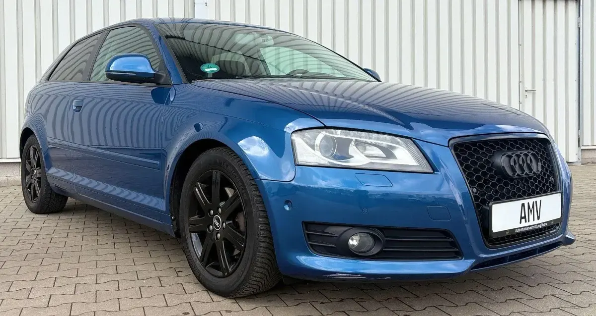 Gebraucht Audi A3 Ambition 125 PS (91 kW) 2011 Blau Kleinwagen