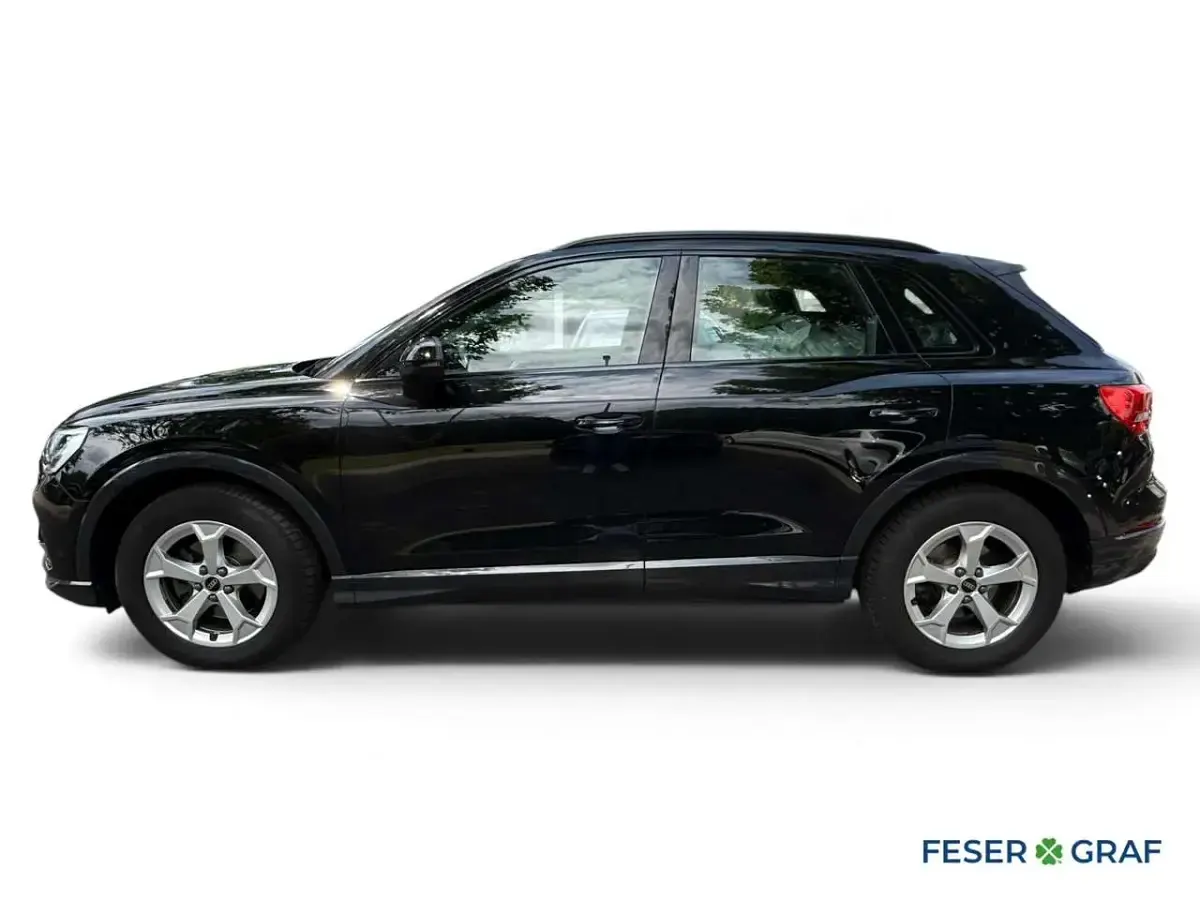 Gebraucht Audi Q3 Advanced Plus 150 PS (110 kW) 2022 Schwarz SUV