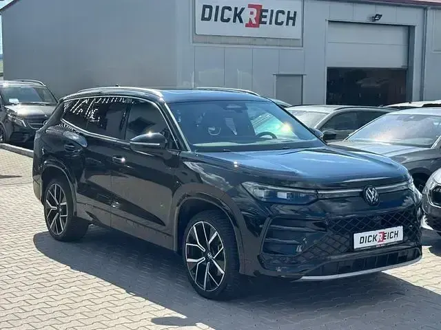 Gebraucht VW Tayron R-line 193 PS (141 kW) 2025 Schwarz SUV
