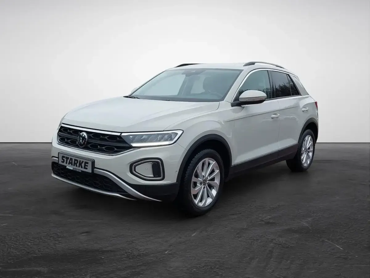 Gebraucht VW T-Roc Life 150 PS (110 kW) 2023 Grau (ascotgrau) SUV