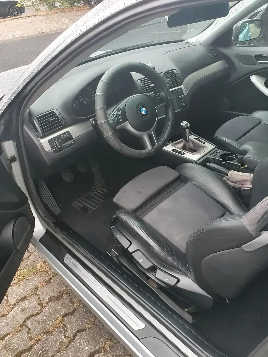 Gebraucht BMW 320 170 PS (125 kW) 2003 Silber Coupé