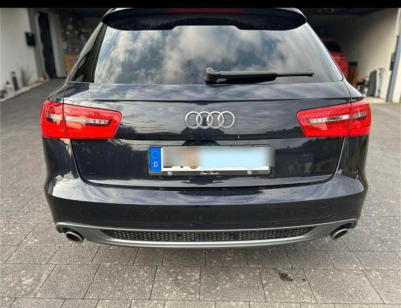 Gebraucht Audi A6 313 PS (230 kW) 2014 Blau Kombi