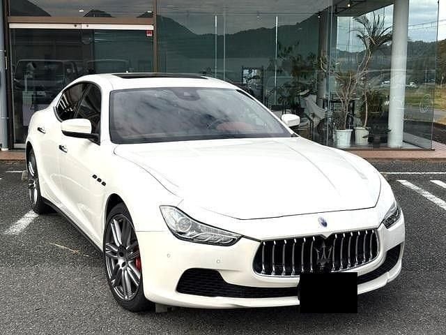 Gebraucht Maserati Ghibli 349 PS (256 kW) 2017 Weiß Limousine