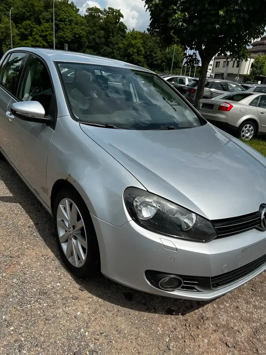 Gebraucht VW Golf VI Highline 122 PS (89 kW) 2009 Silber Kleinwagen