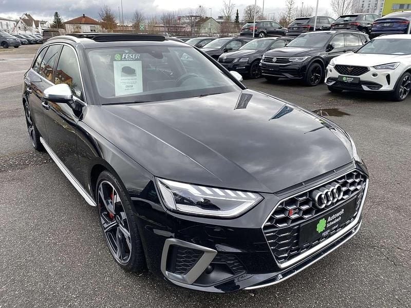 Gebraucht Audi S4 Ambiente 341 PS (250 kW) 2022 Mythosschwarz metallic Kombi