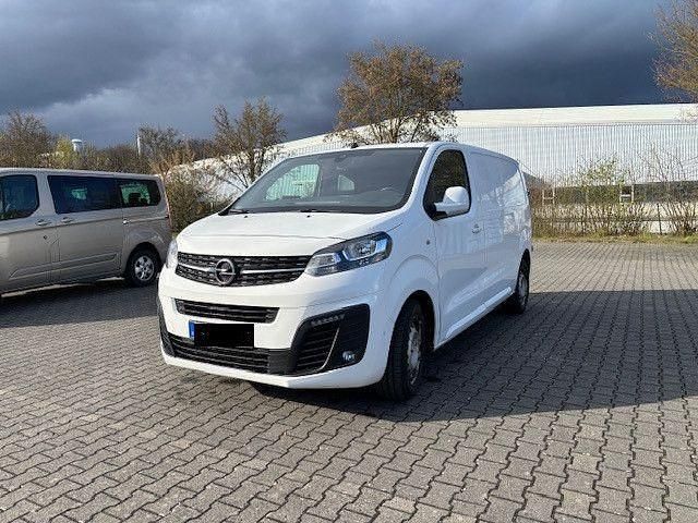Gebraucht Opel Vivaro 177 PS (130 kW) 2019 Weiß Van / Kleinbus