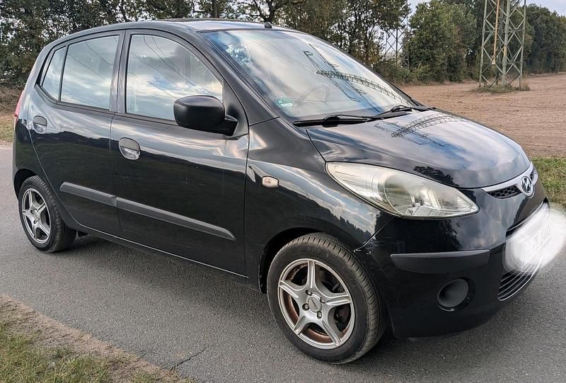 Schwarz Gebraucht 2009 Hyundai i10 Kleinwagen | 885 € (Guter Preis) - Bild 1/4