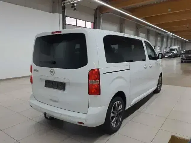 Gebraucht Opel Zafira Life Edition 145 PS (106 kW) 2023 Jade weiß Van / Kleinbus