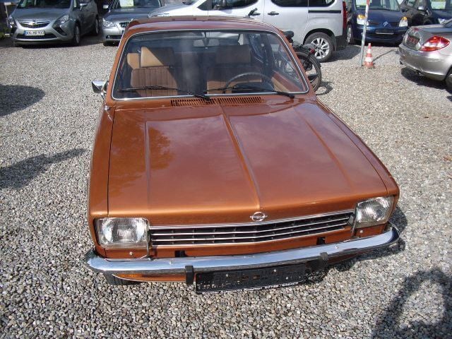 Gold Gebraucht 1975 Opel Kadett Coupé | 17.590 € - Bild 1/4