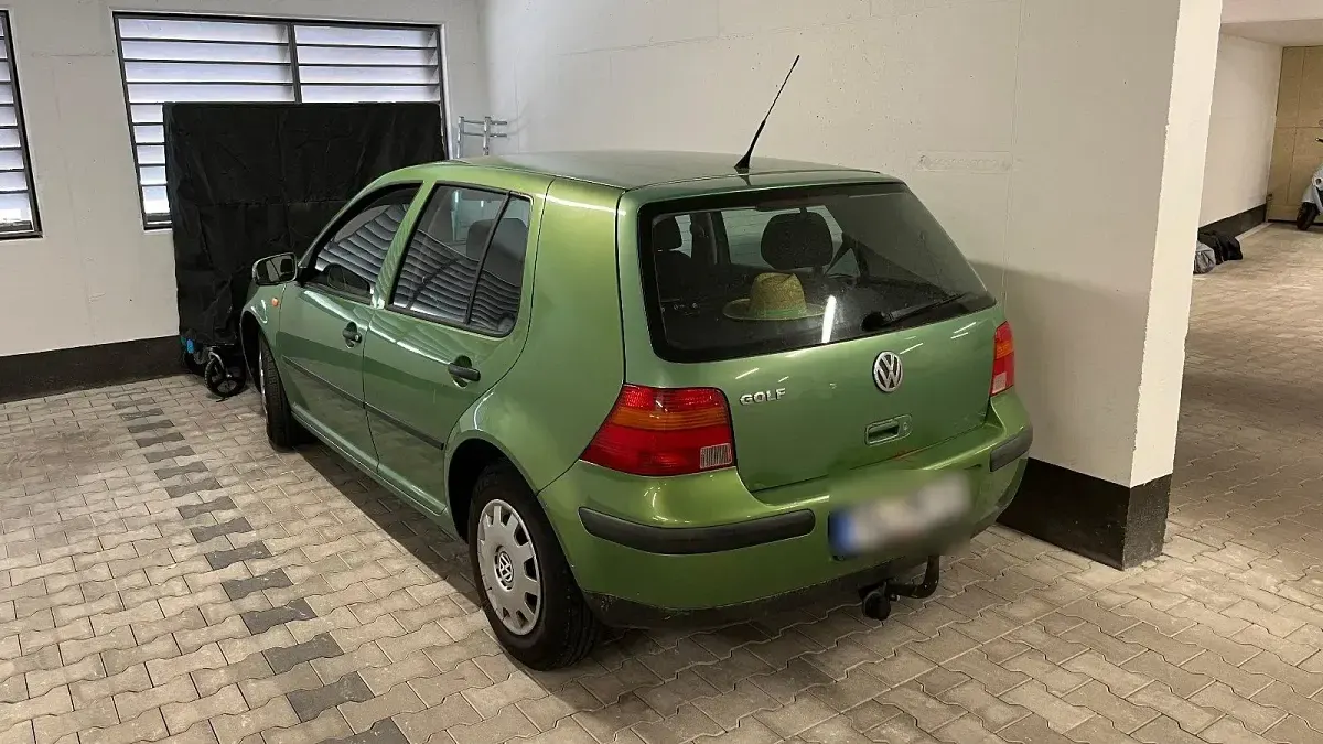 Gebraucht VW Golf III 74 PS (54 kW) 1998 Grün Kleinwagen