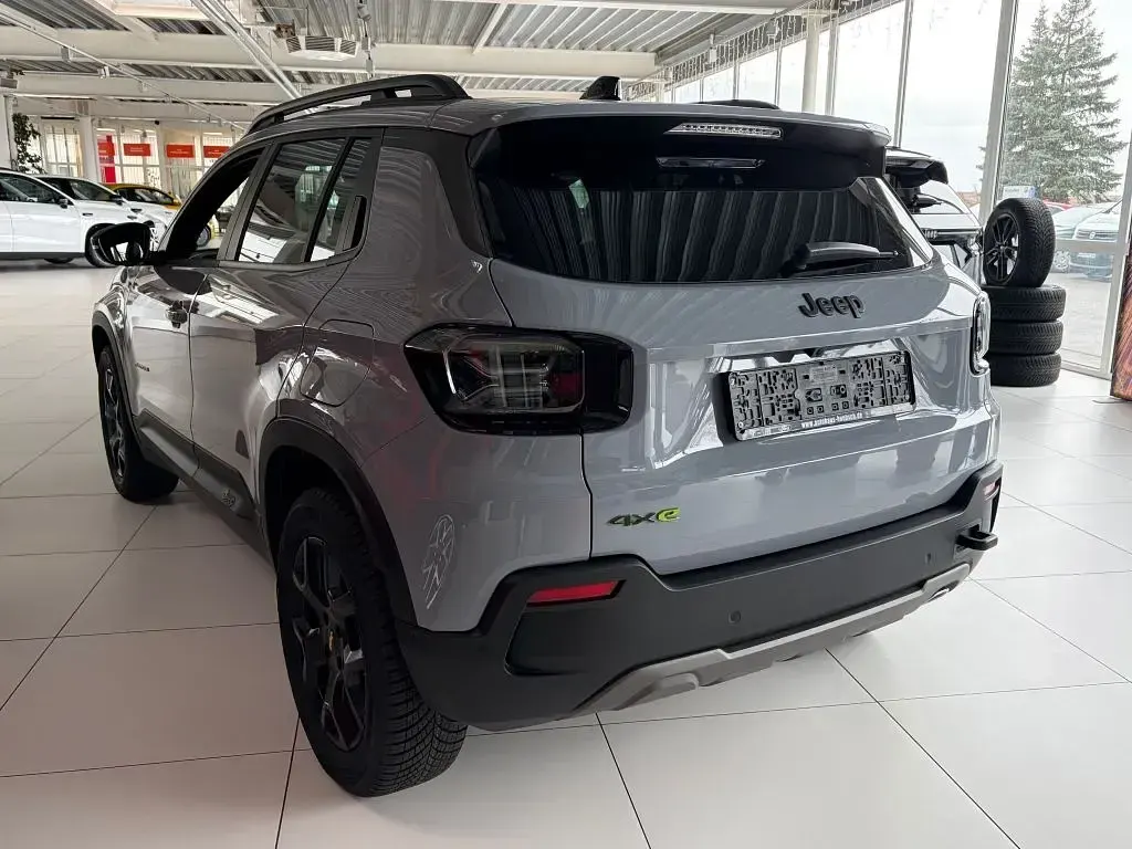 Neu Jeep Avenger North 145 PS (106 kW) 2026 Stormgray SUV