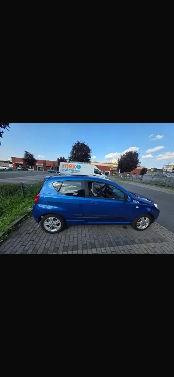 Gebraucht Chevrolet Aveo 84 PS (61 kW) 2009 Blau Kleinwagen