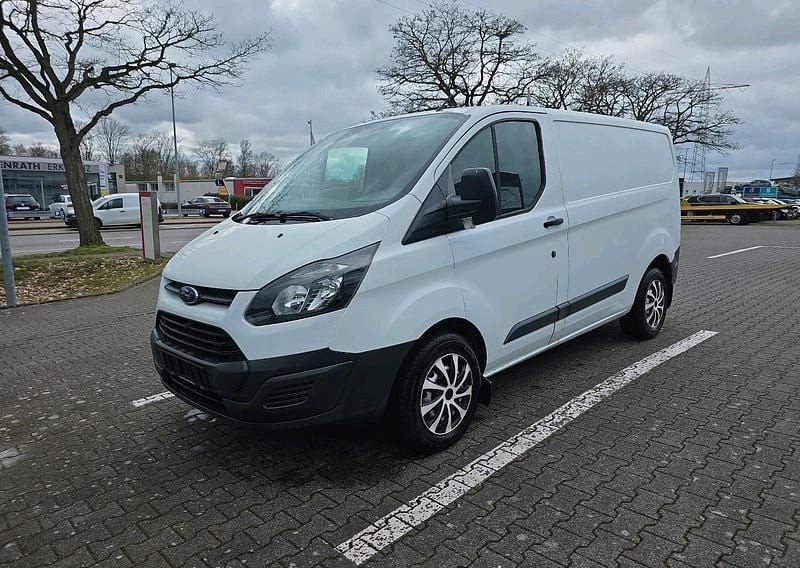 Gebraucht Ford Transit Custom 100 PS (73 kW) 2015 Weiß Van / Kleinbus
