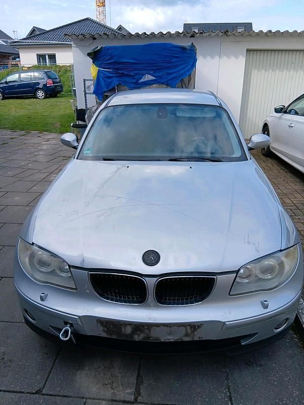 Gebraucht BMW 118 143 PS (105 kW) 2006 Grau Kleinwagen