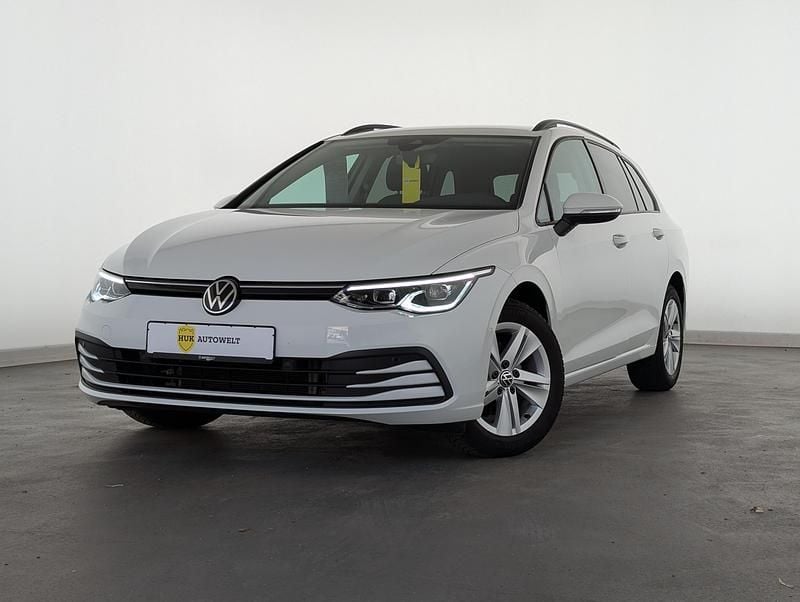 Usata VW Golf VIII Life 131 CV (96 kW) 2023 Berlina