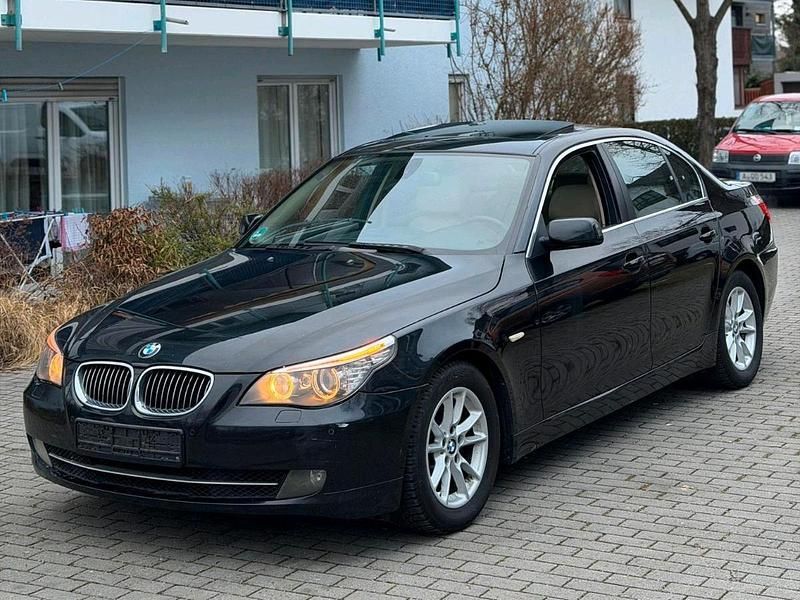 Gebraucht BMW 525 197 PS (144 kW) 2009 Schwarz Limousine