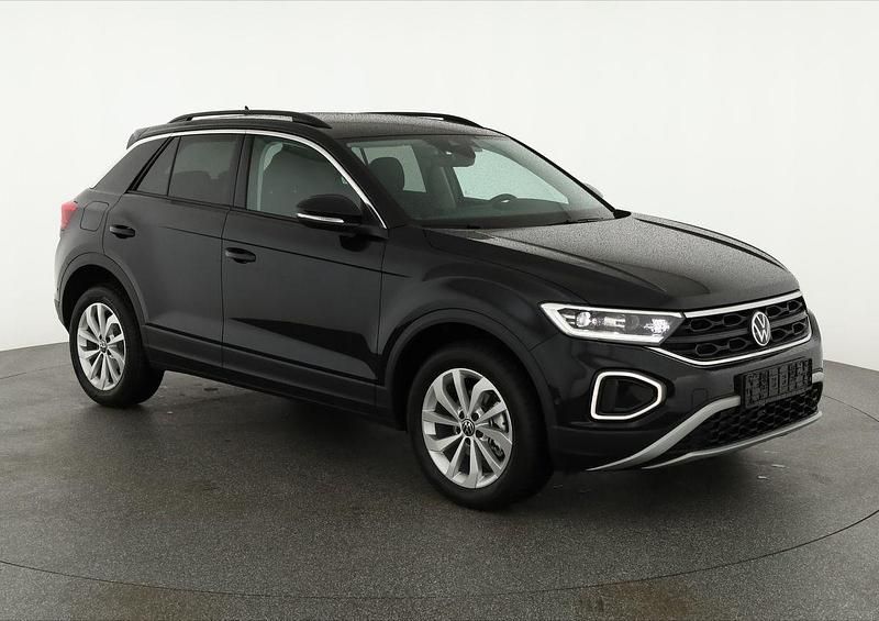 Deep black perleffekt Neu 2025 VW T-Roc Life SUV | 28.184 € (Fairer Preis) - Bild 1/4
