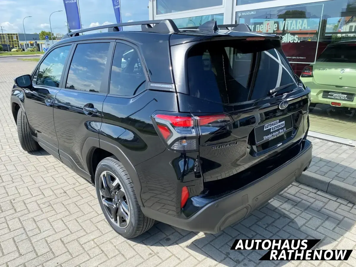 Nouvelle Subaru Forester Active 136 ch (100 kW) 2026 Noir SUV