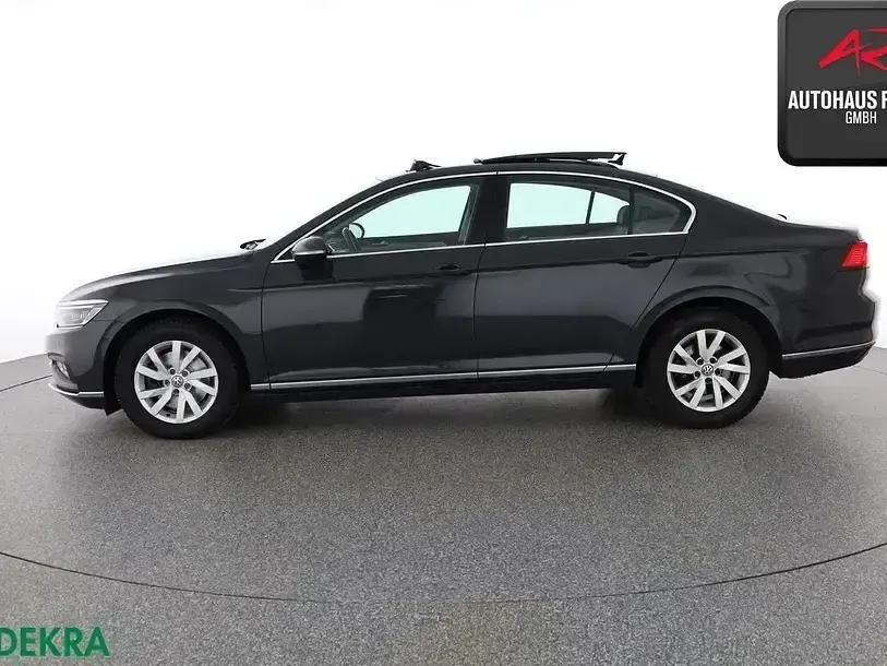 Usata VW Passat Elegance 200 CV (147 kW) 2020 Grigio Berlina