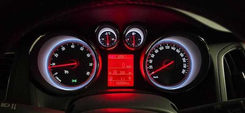 Gebraucht Opel Cascada Innovation 170 PS (125 kW) 2017 Grün Cabrio