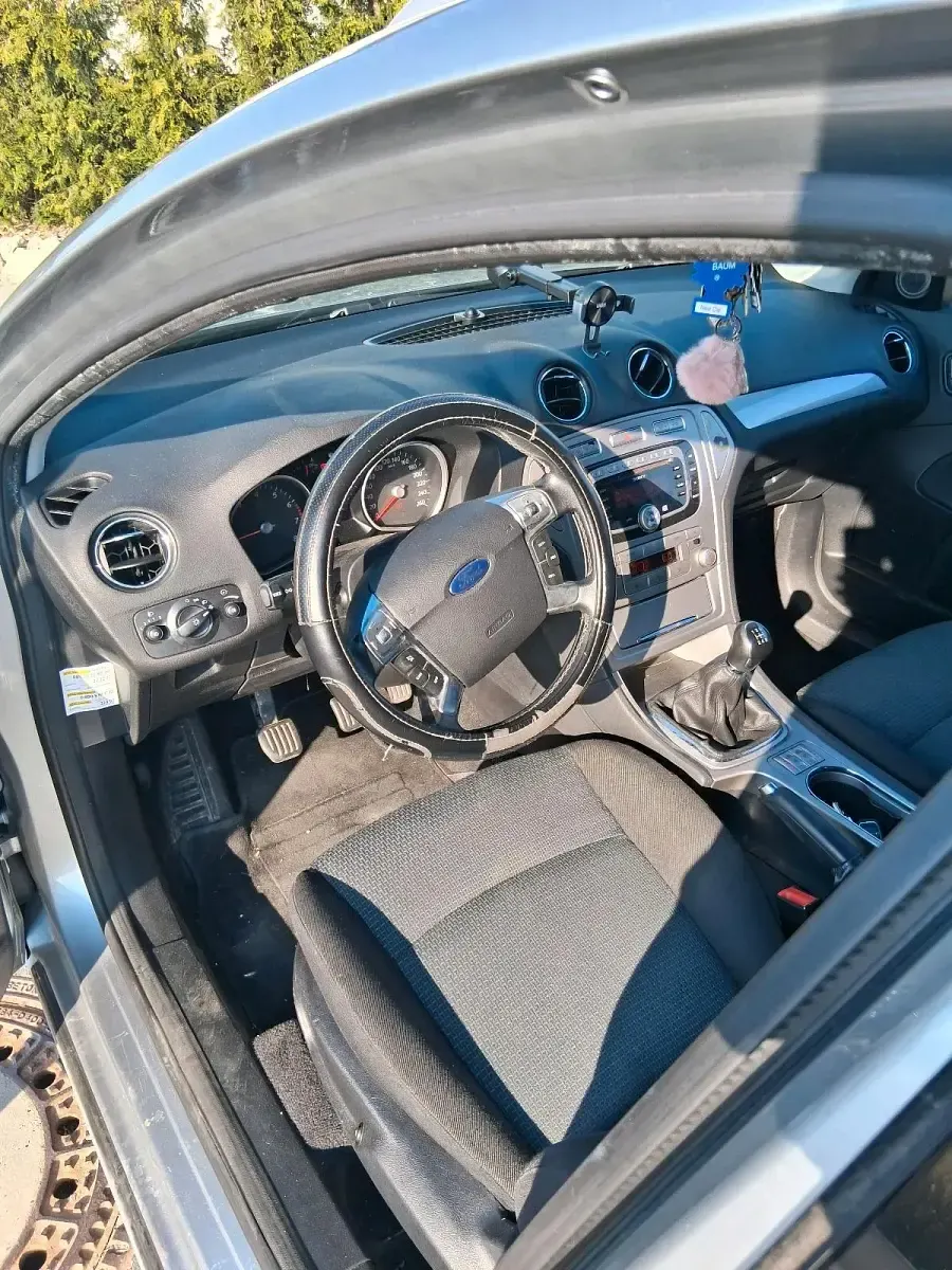 Gebraucht Ford Mondeo 145 PS (106 kW) 2007 Limousine