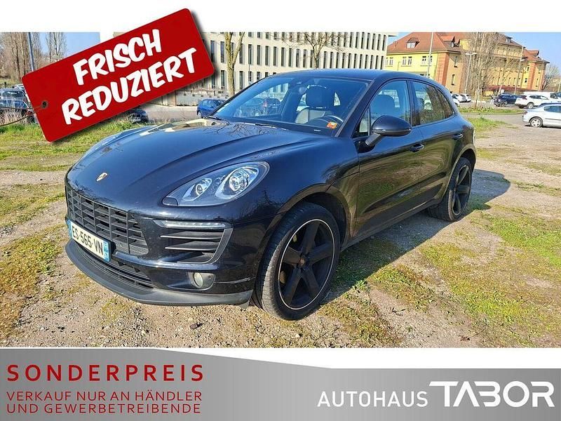 Gebraucht Porsche Macan 252 PS (185 kW) 2017 Tiefschwarzmetallic SUV
