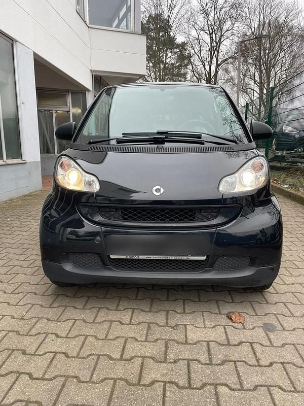 Schwarz Gebraucht 2011 Smart ForTwo Coupé Coupé | 5.300 € - Bild 1/4