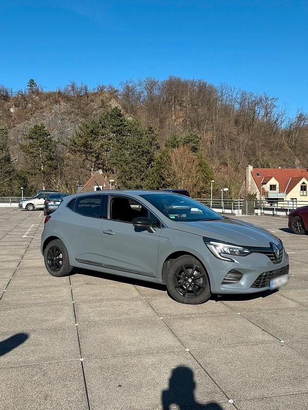 Gebraucht Renault Clio V Intens 91 PS (66 kW) 2022 Grau Kleinwagen