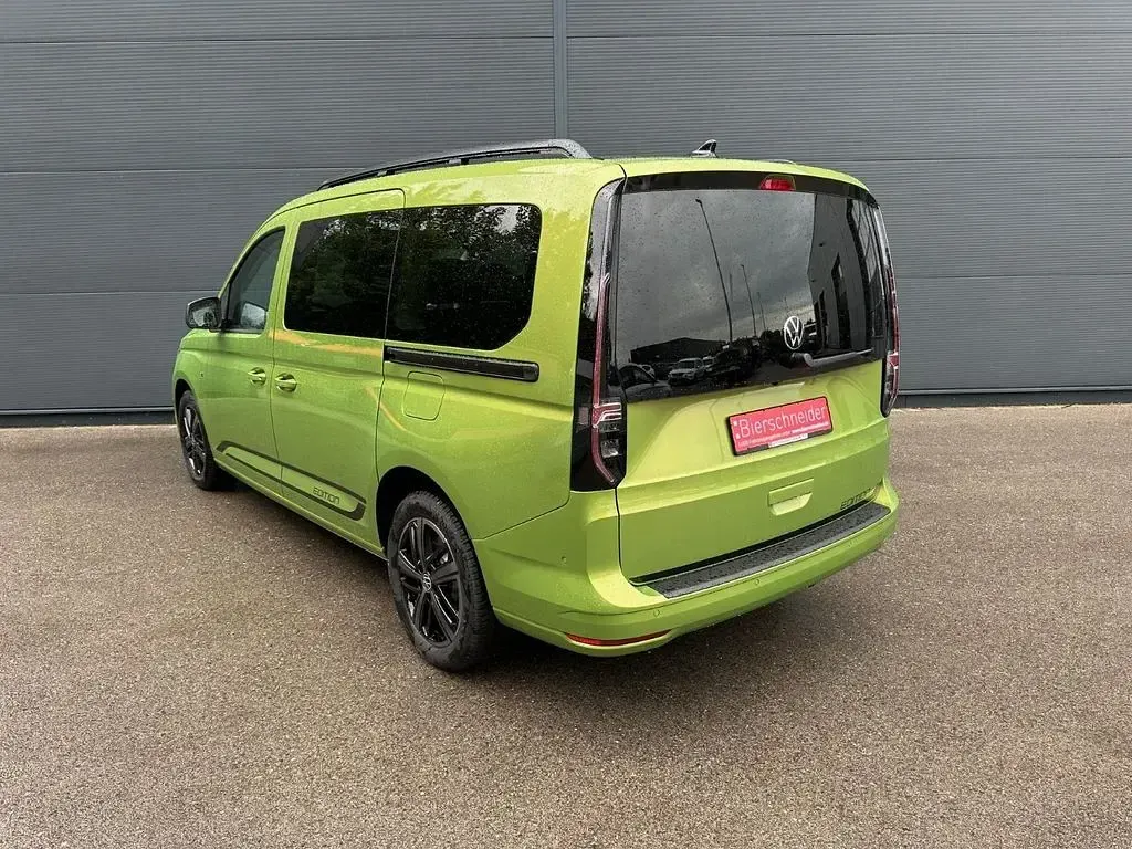 Gebraucht VW Caddy Maxi Edition 122 PS (89 kW) 2024 Gruen Van / Kleinbus