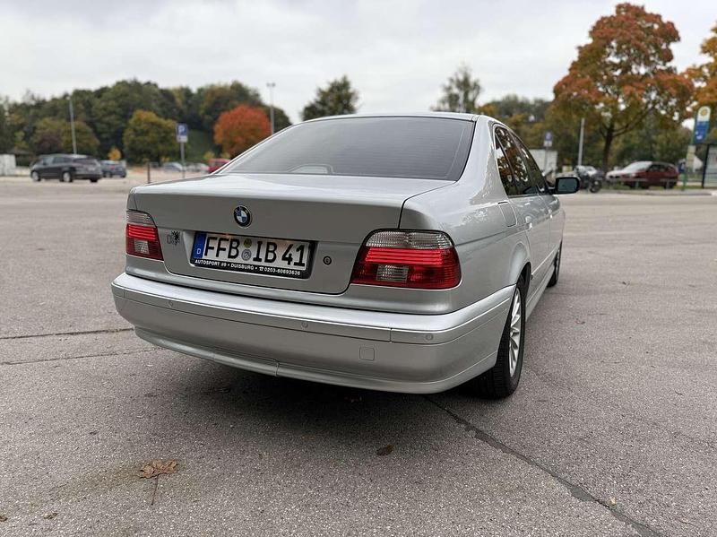 Gebraucht BMW 525 Exclusive 192 PS (141 kW) 2002 Kombi